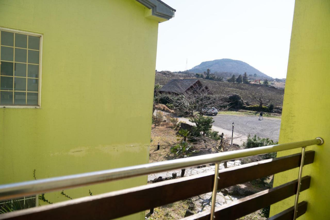 Joyville Resort เมืองเชจู ภายนอก รูปภาพ